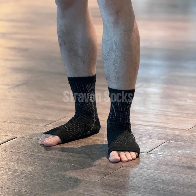 Vital Air Open-Toe Compression Socks Black